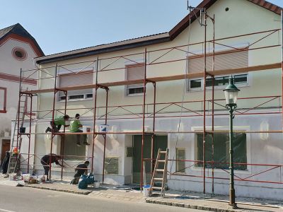 Fassadensanierung nach Anfahrschaden